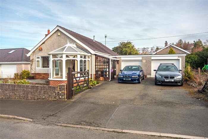 3 Bedroom Bungalow For Sale In Bethel, Caernarfon, Gwynedd, LL55