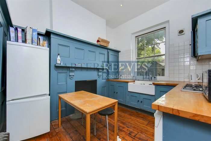 3 Bedroom Flat To Rent In Calthorpe Street, London, WC1X