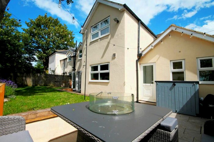 4 Bedroom Semi-Detached House To Rent In The Avenue, Stockton-On-Tees, Durham, TS19