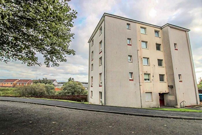 2 Bedroom Maisonette To Rent In Louburn, Blackridge, EH48