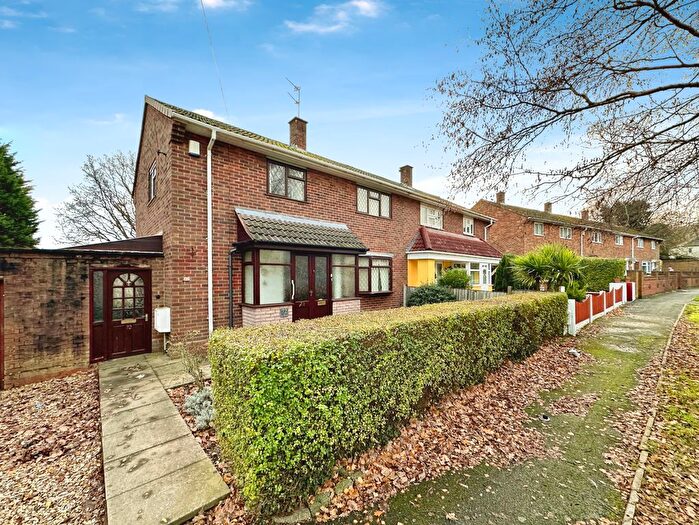 4 Bedroom Semi Detached House For Sale In Keats Road, Willenhall, WV12