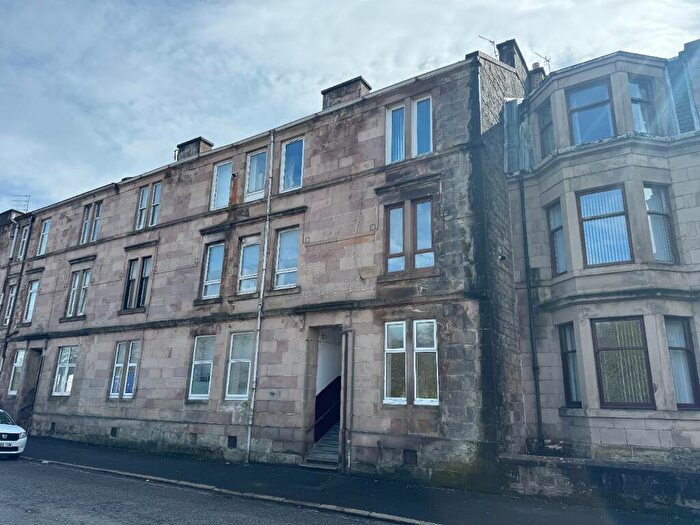 1 Bedroom Flat To Rent In Brachelston Street, Greenock, Inverclyde, PA16