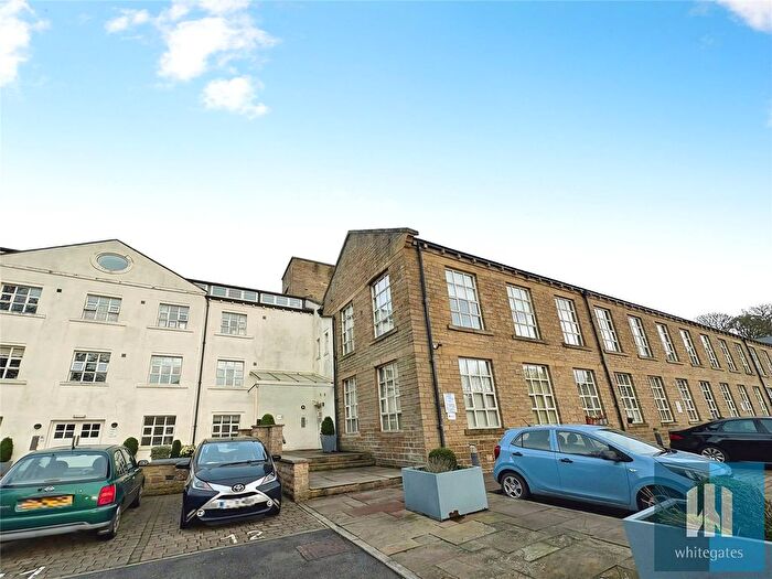 1 Bedroom Flat For Sale In The Park, Kirkburton, Huddersfield, HD8