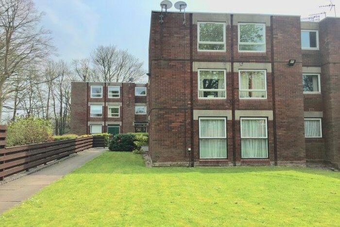 2 Bedroom Flat To Rent In Beech Court, Walsall, WS1