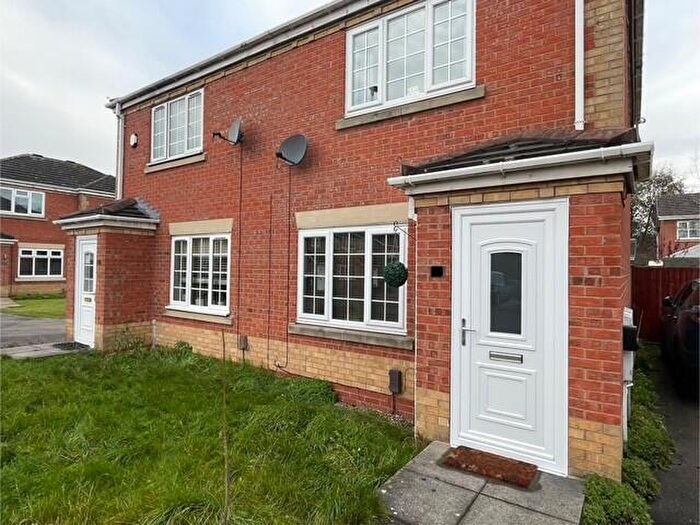 2 Bedroom House To Rent In Roseheath Close, Littleover, Derby, DE23