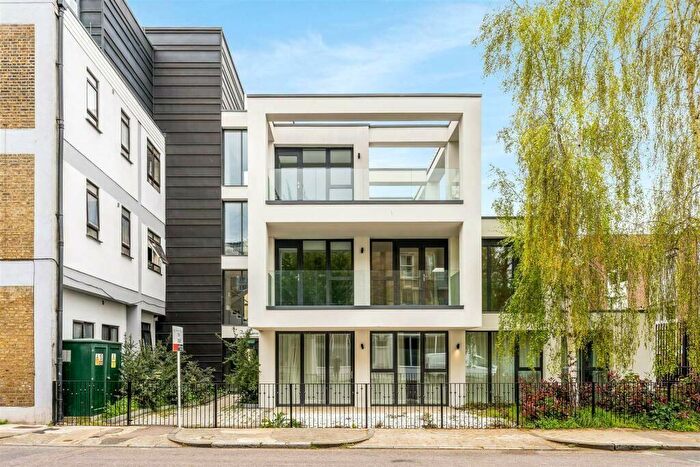 2 Bedroom Duplex To Rent In Halliford Street, London, N1