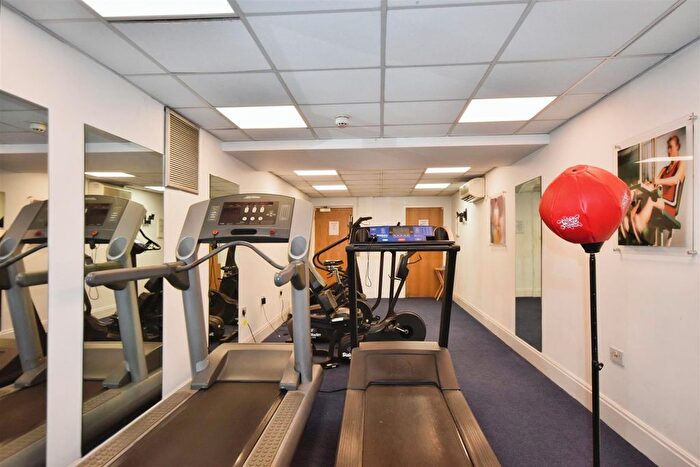 1 Bedroom Flat For Sale In Booth House, High Street, Brentford, TW8