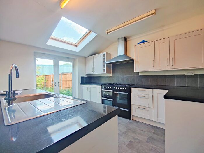 3 Bedroom Semi-Detached House To Rent In Balmoral Road, Birmingham, B23