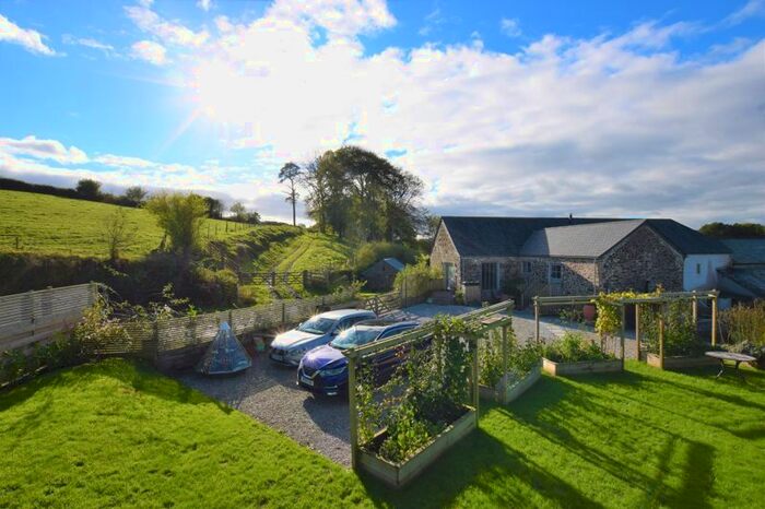 4 Bedroom Semi-Detached House For Sale In Launceston PL15