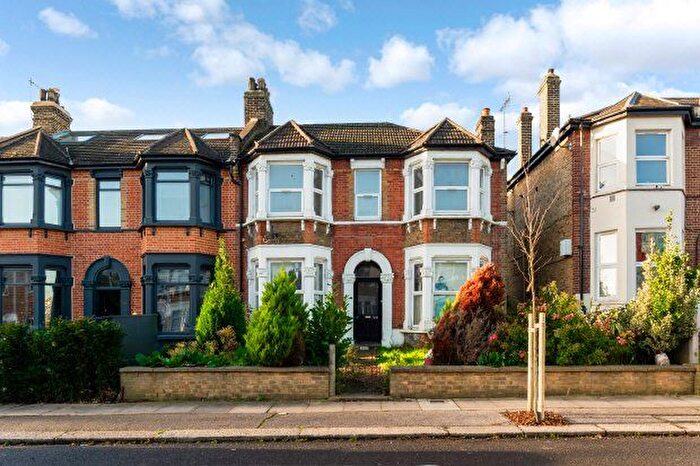 2 Bedroom Flat To Rent In Springbank Road, Lewisham, SE13