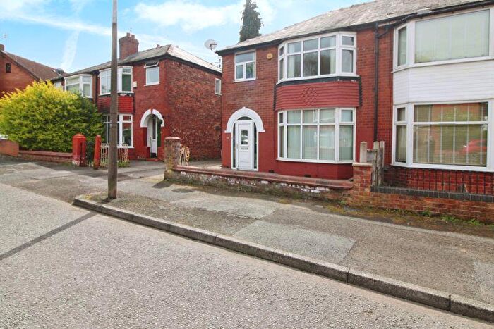 3 Bedroom Semi-Detached House To Rent In St. Anns Road Prestwich Manchester, M25