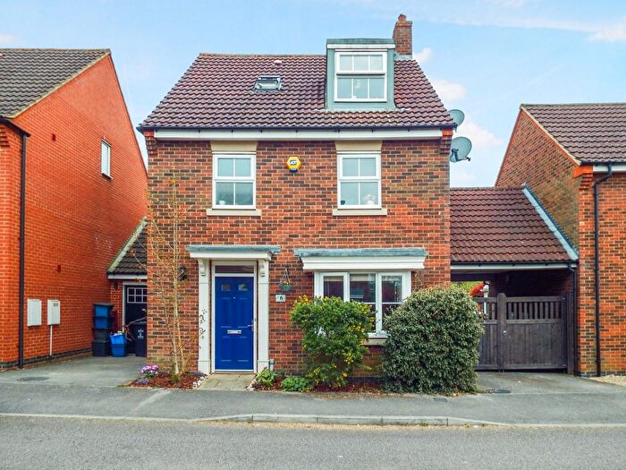 4 Bedroom Link Detached House For Sale In Fresson Road, Old Town, Stevenage, Hertfordshire, SG1