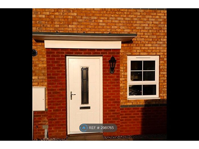 2 Bedroom End Of Terrace House To Rent In Chimney Way, Bromsgrove, B60