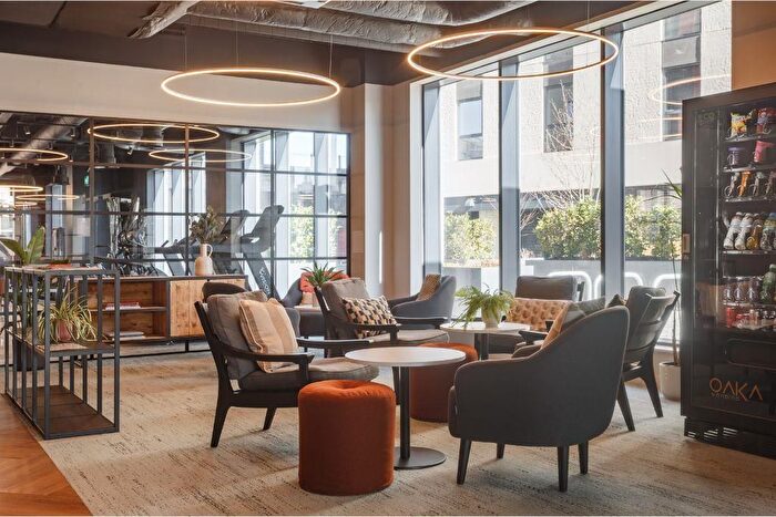 2 Bedroom Flat For Sale In Phoenix, Saxton Lane, Leeds, LS9