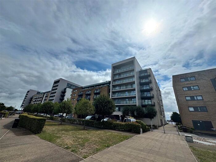 1 Bedroom Apartment For Sale In Caldey Island House, Prospect Place, Cardiff Bay, Cardiff, CF11