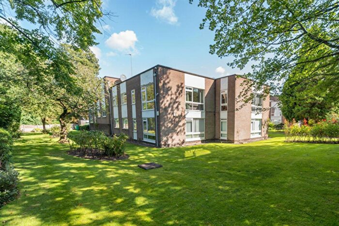 2 Bedroom Flat For Sale In Thorne House, Wilmslow Road, Rusholme, M14
