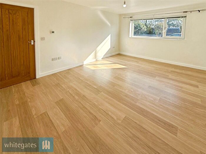 2 Bedroom Bungalow For Sale In Fish Dam Lane, Carlton, S71