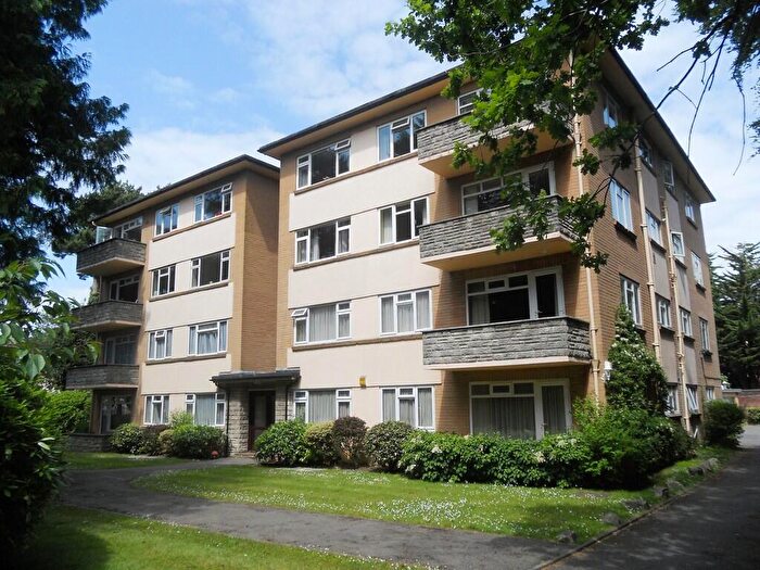 2 Bedroom Apartment To Rent In Burford Court, Manor Road, East Cliff, Bournemouth, BH1