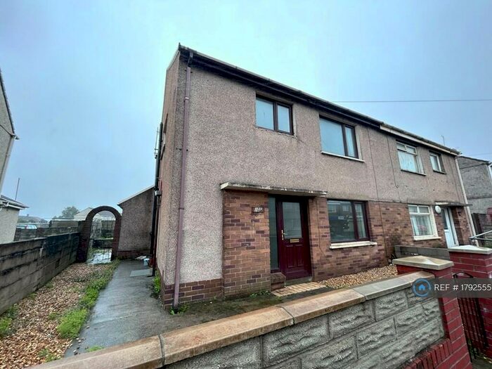 3 Bedroom Semi-Detached House To Rent In Fairway, Port Talbot, SA12