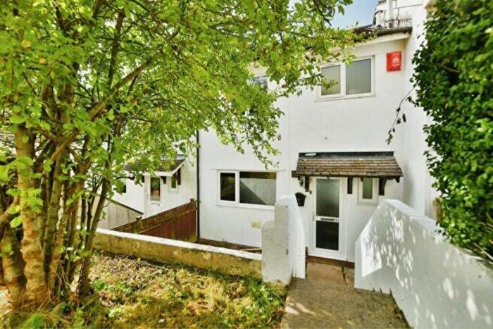 4 Bedroom Terraced House For Sale In Lake View Close, Plymouth, PL5