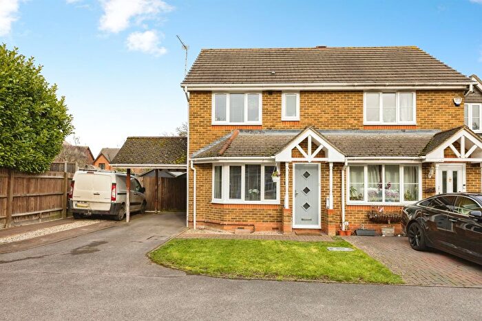 2 Bedroom Semi Detached House For Sale In Conygree Close, Lower Earley, Reading, RG6