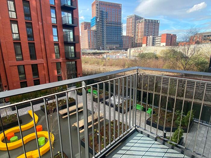 2 Bedroom Apartment To Rent In Shale Lane Salford, M5