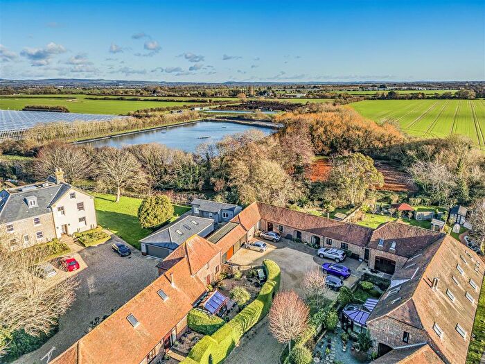 3 Bedroom Barn Conversion For Sale In Marsh Lane, Runcton, PO20