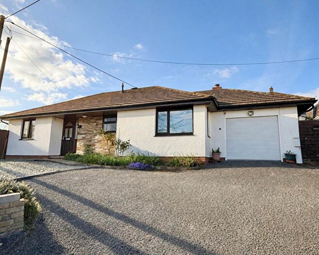 2 Bedroom Detached Bungalow For Sale In New Park Road, Wadebridge, PL27