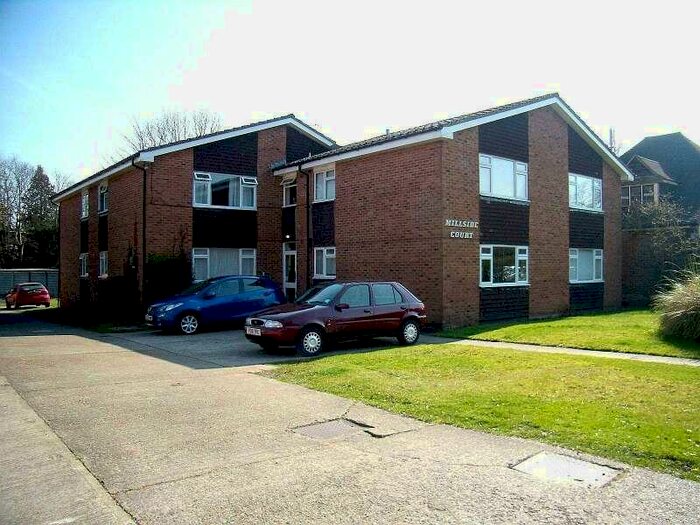 1 Bedroom Flat To Rent In Church Road, Great Bookham, KT23