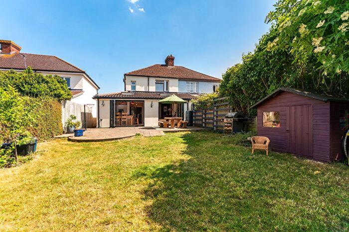 3 Bedroom Semi-Detached House For Sale In The Westering, Cambridge, CB5