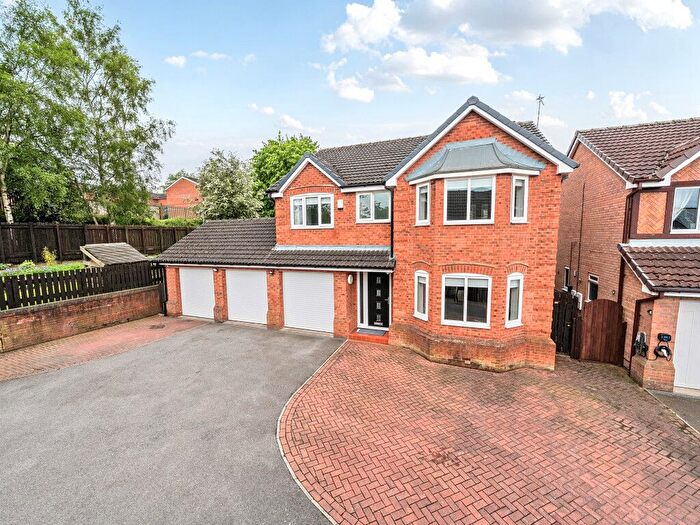 4 Bedroom Detached House For Sale In Tavistock Way, Wakefield, West Yorkshire, WF2
