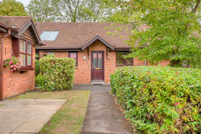 1 Bedroom Retirement Property For Sale In Woodleigh, Keyworth, Nottingham, NG12