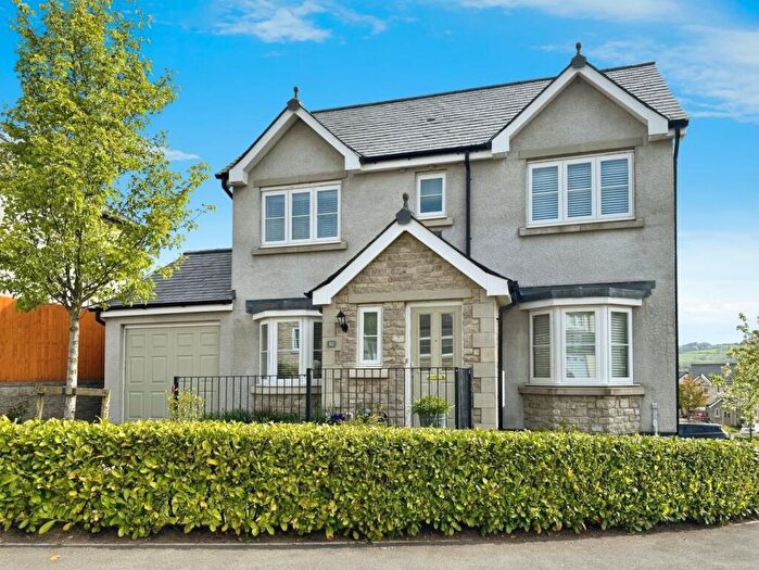 3 Bedroom Detached House For Sale In Paddock Drive, Kendal, LA9