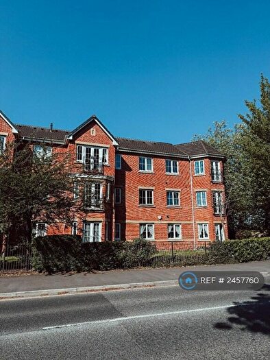 2 Bedroom Flat To Rent In Hampton Court, Handforth, Wilmslow, SK9