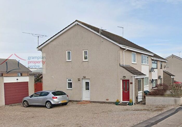 2 Bedroom Flat To Rent In Bailies Drive, Elgin, IV30