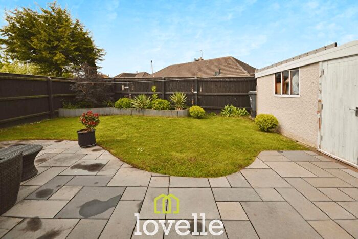 2 Bedroom Semi-Detached Bungalow For Sale In Eastfield, Humberston, DN36
