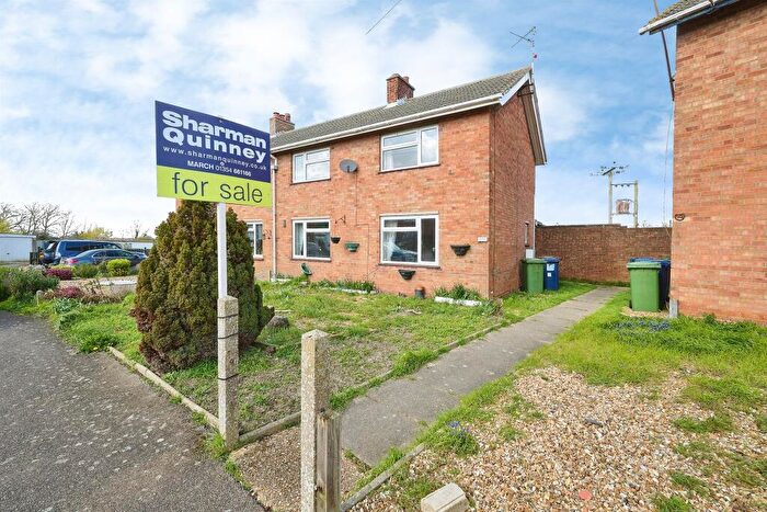 3 Bedroom Semi Detached House For Sale In Glebe Close, Manea, March, PE15