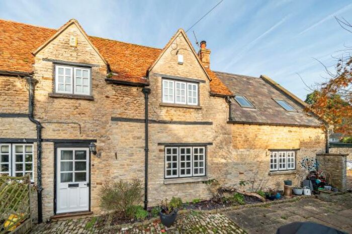 3 Bedroom Terraced House To Rent In Manor Mews, Stratton Audley, Bicester, OX27