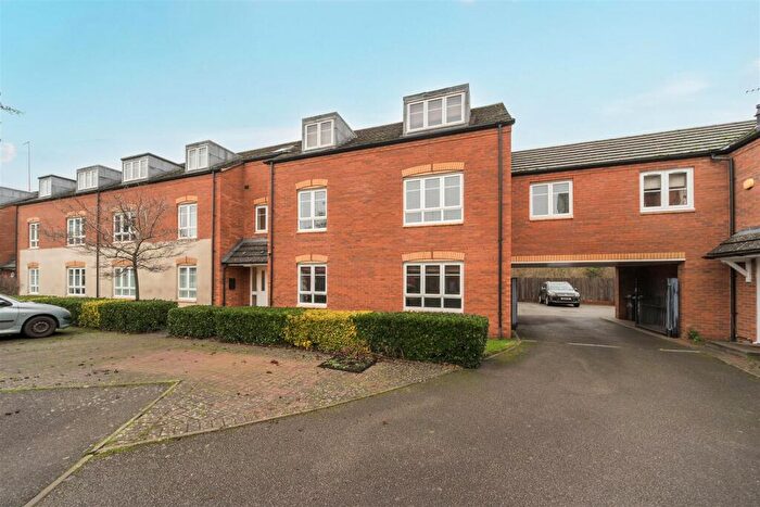 2 Bedroom Apartment For Sale In St Margarets Avenue, Wolston, Coventry, CV8
