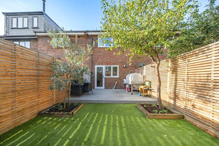 2 Bedroom Terraced House For Sale In Caroline Place, Battersea, SW11