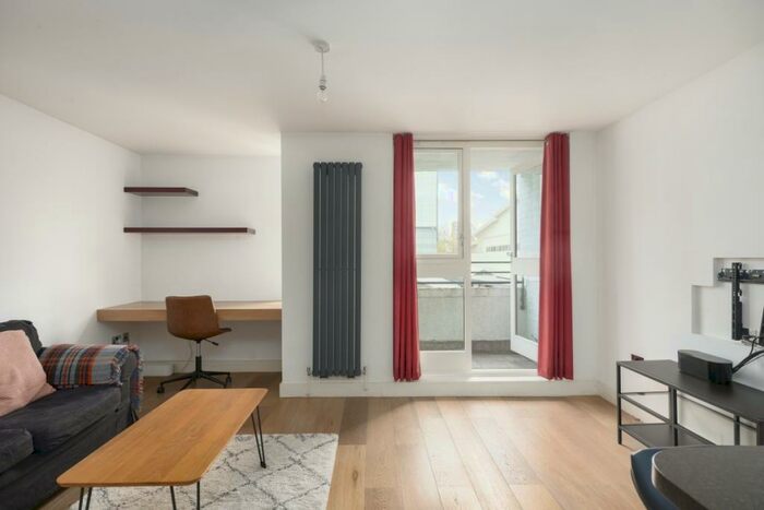 1 Bedroom Flat To Rent In Thomas More Street London, E1W