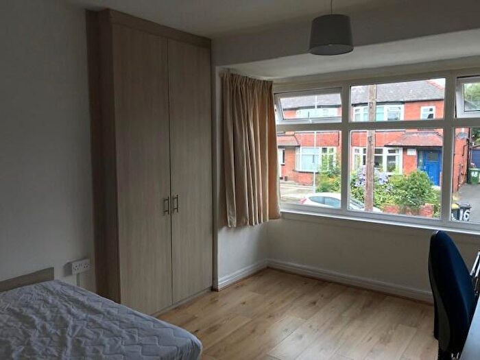 4 Bedroom House To Rent In Derwentwater Grove, Leeds, LS6