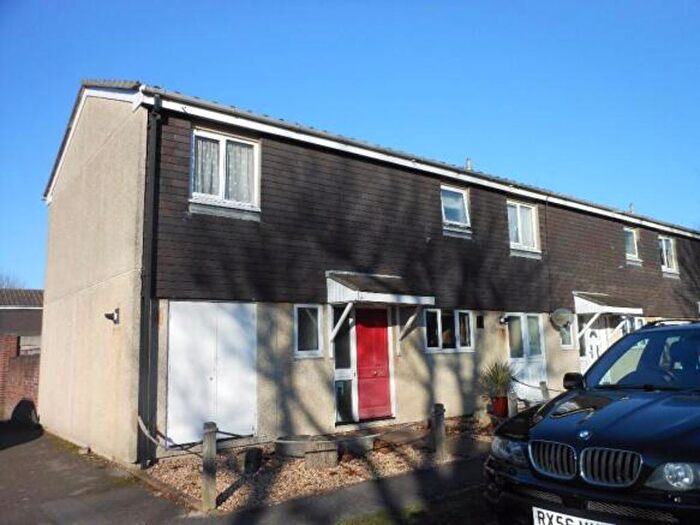 3 Bedroom End Terrace House To Rent In Widgeon Close, Gosport, PO12