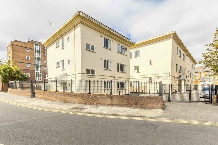 2 Bedroom Flat To Rent In Leeland Terrace, London, W13