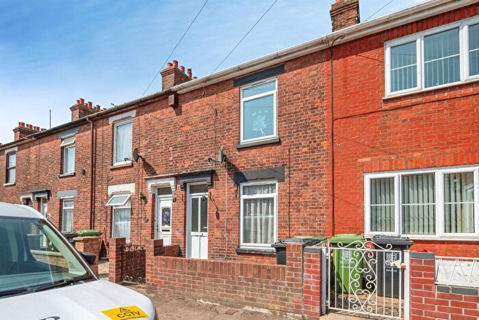 3 Bedroom Terraced House For Sale In Alderson Road, Great Yarmouth, NR30