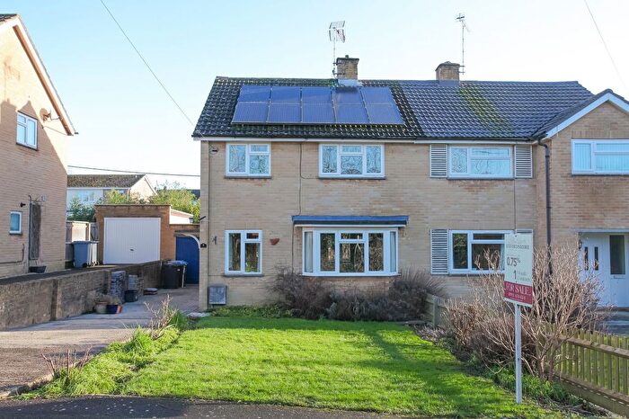 3 Bedroom Semi-Detached House For Sale In Parkside, North Leigh, Witney, OX29