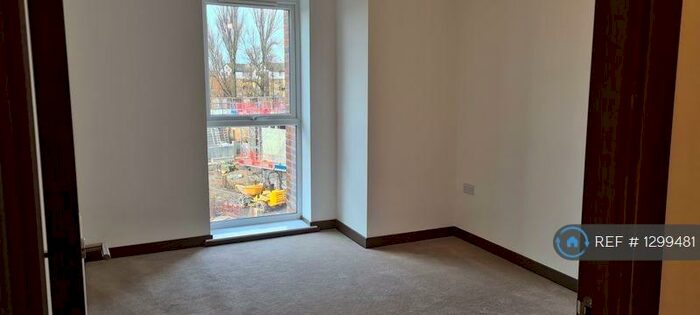 2 Bedroom Flat To Rent In East Station Road, Fletton Quays, Peterborough, PE2