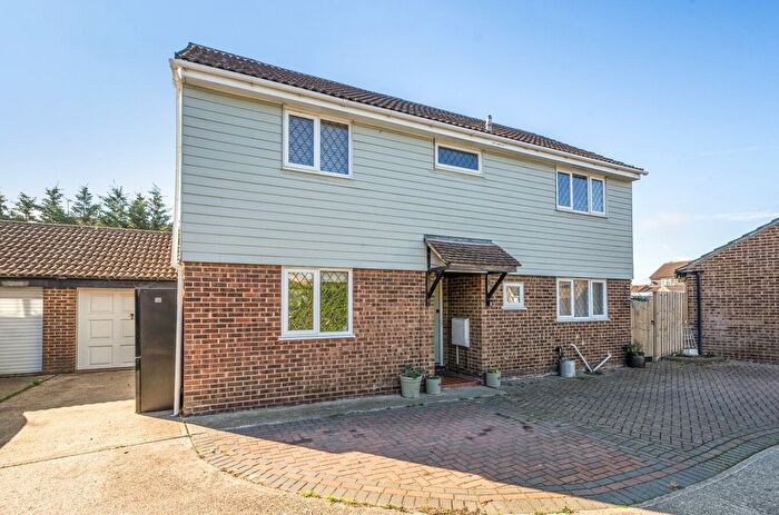 4 Bedroom Detached House For Sale In Mayland Close, Heybridge, Maldon, CM9