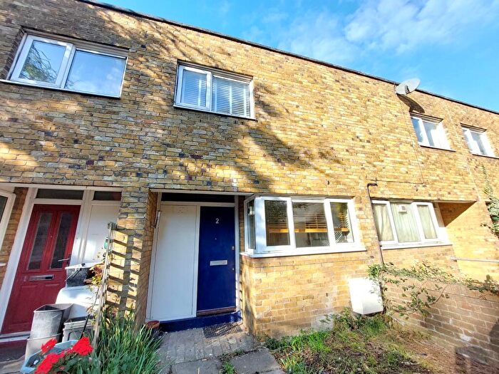3 Bedroom Terraced House To Rent In Farran, Cambridge, CB1