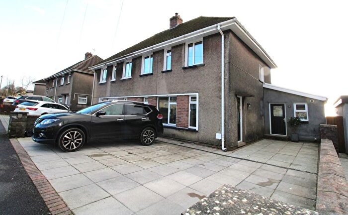 3 Bedroom Semi Detached House For Sale In Queen Street, Brynmenyn, Bridgend, Bridgend County., CF32